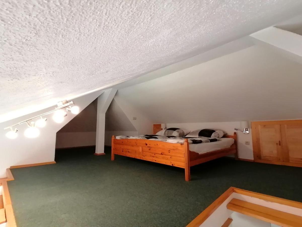 Ferienwohnung Max Schirgiswalde-Kirschau ภายนอก รูปภาพ